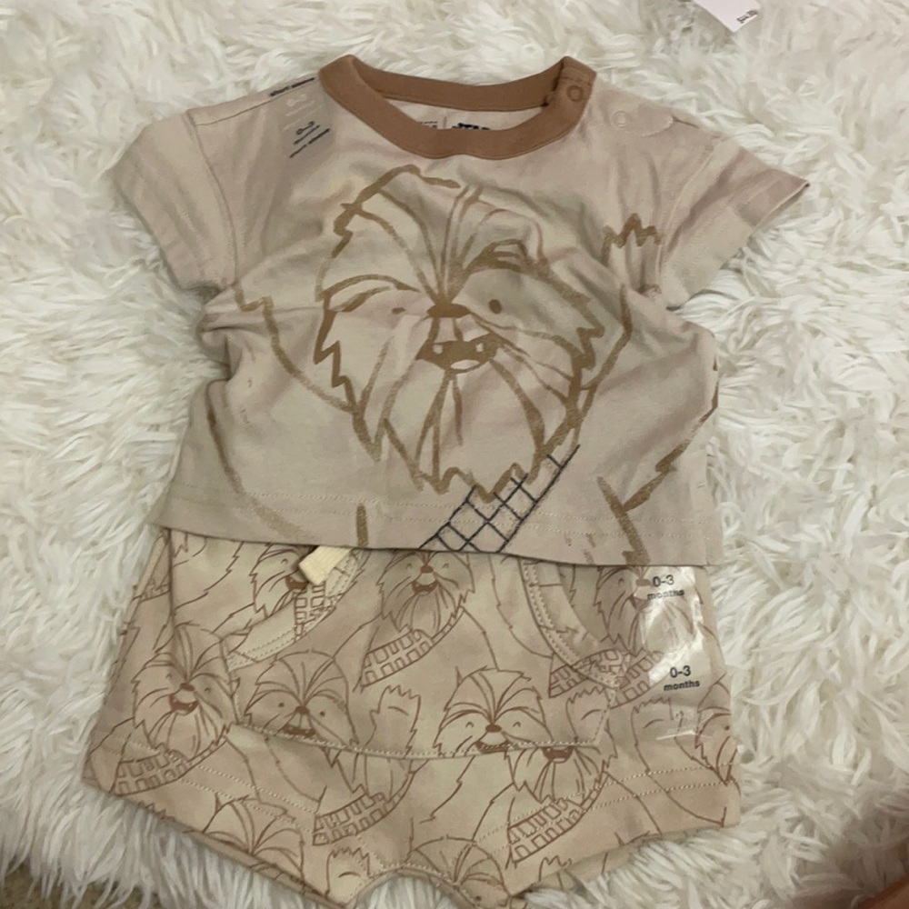 Gap NWT Wookie newborn outfit